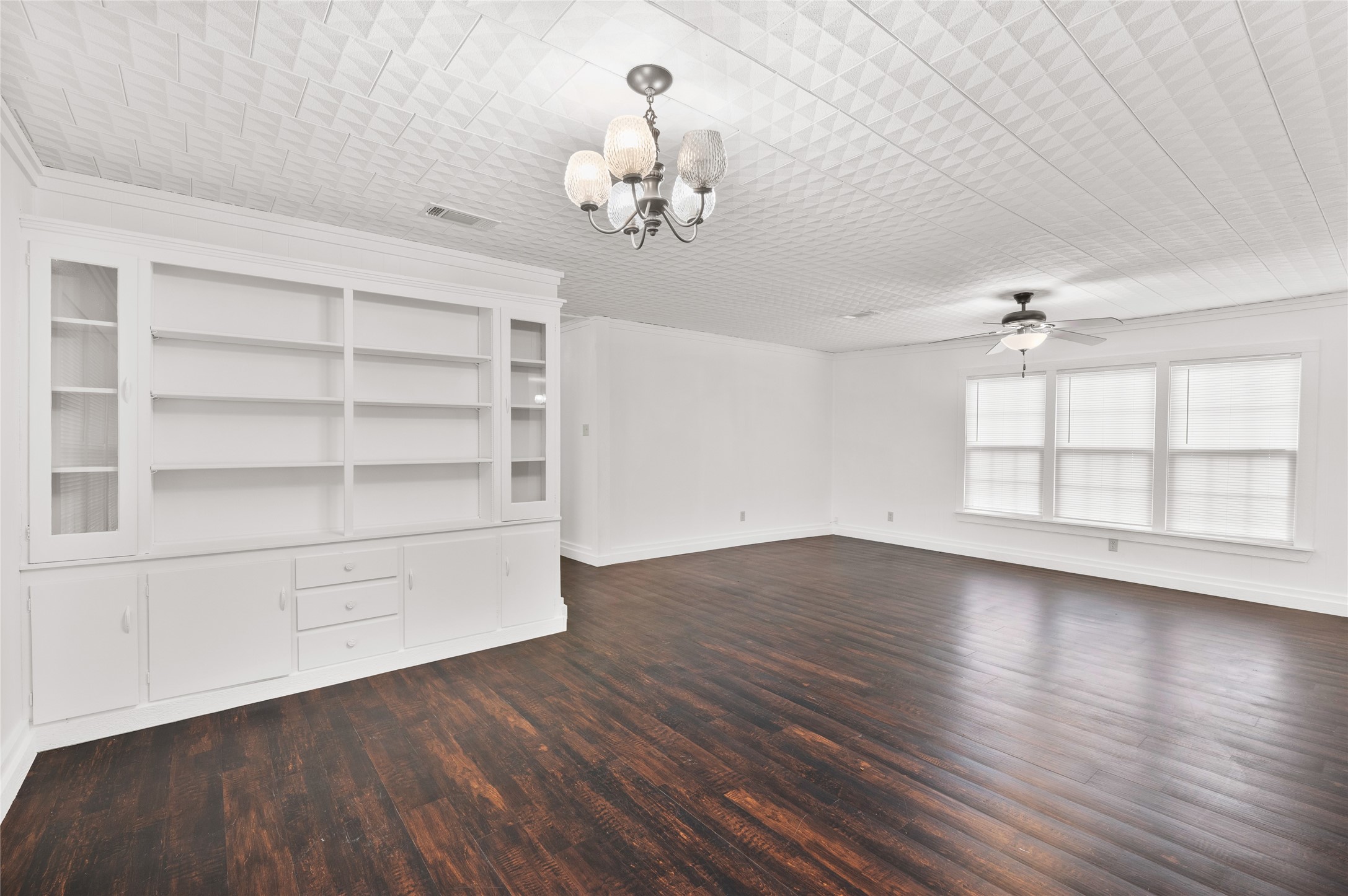 903 Lynn Street Bonham TX 75418