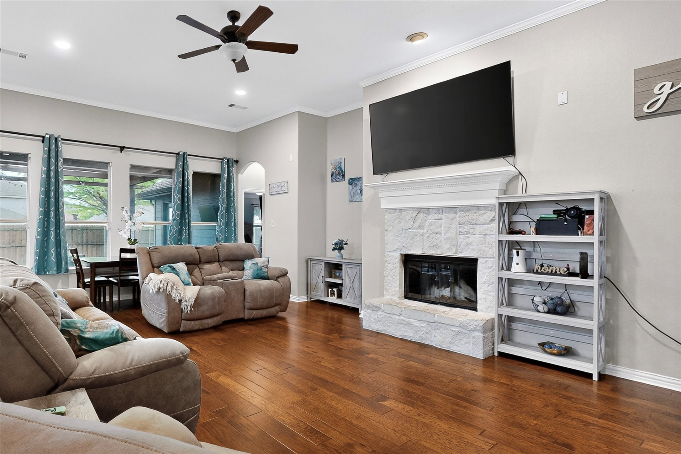 222 Brook Meadow Court Midlothian TX 76065