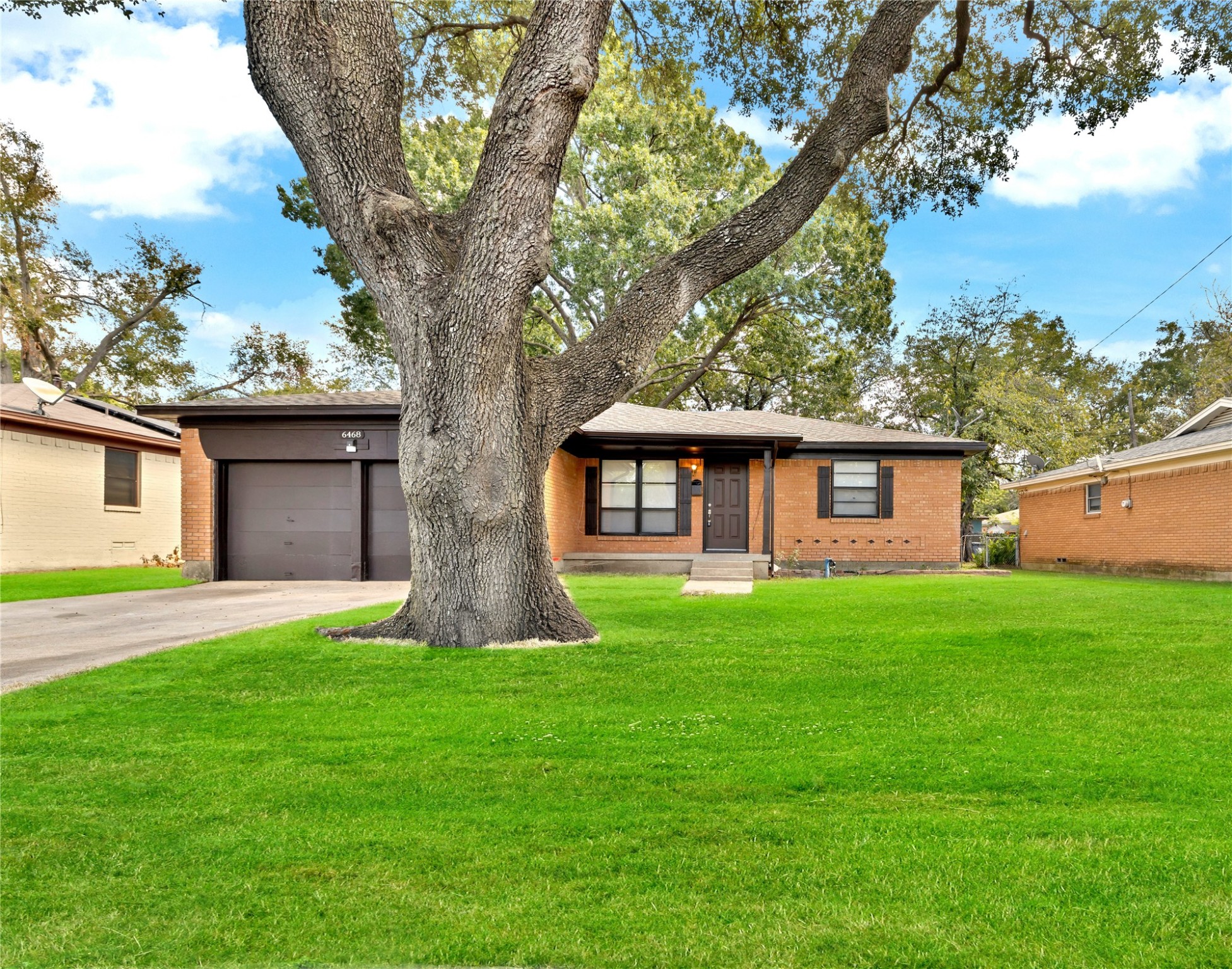 6468 Seco Boulevard Dallas TX 75217