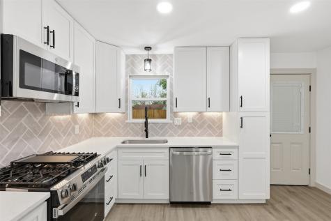 8442 Campanella Drive Dallas TX 75243