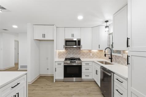 8442 Campanella Drive Dallas TX 75243