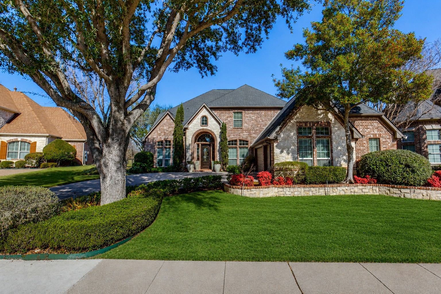 2929 Oak Point Drive Garland TX 75044