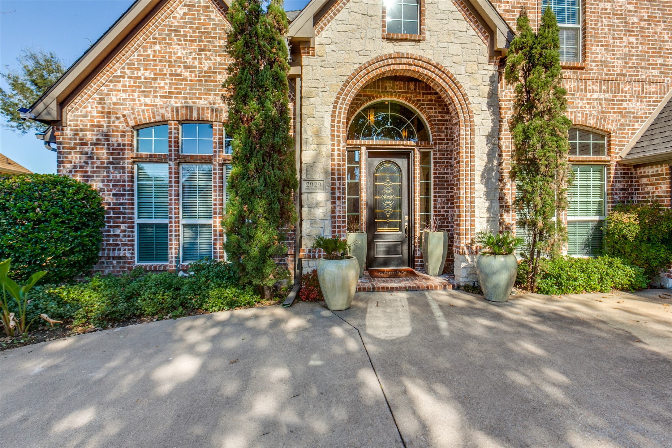 2929 Oak Point Drive Garland TX 75044