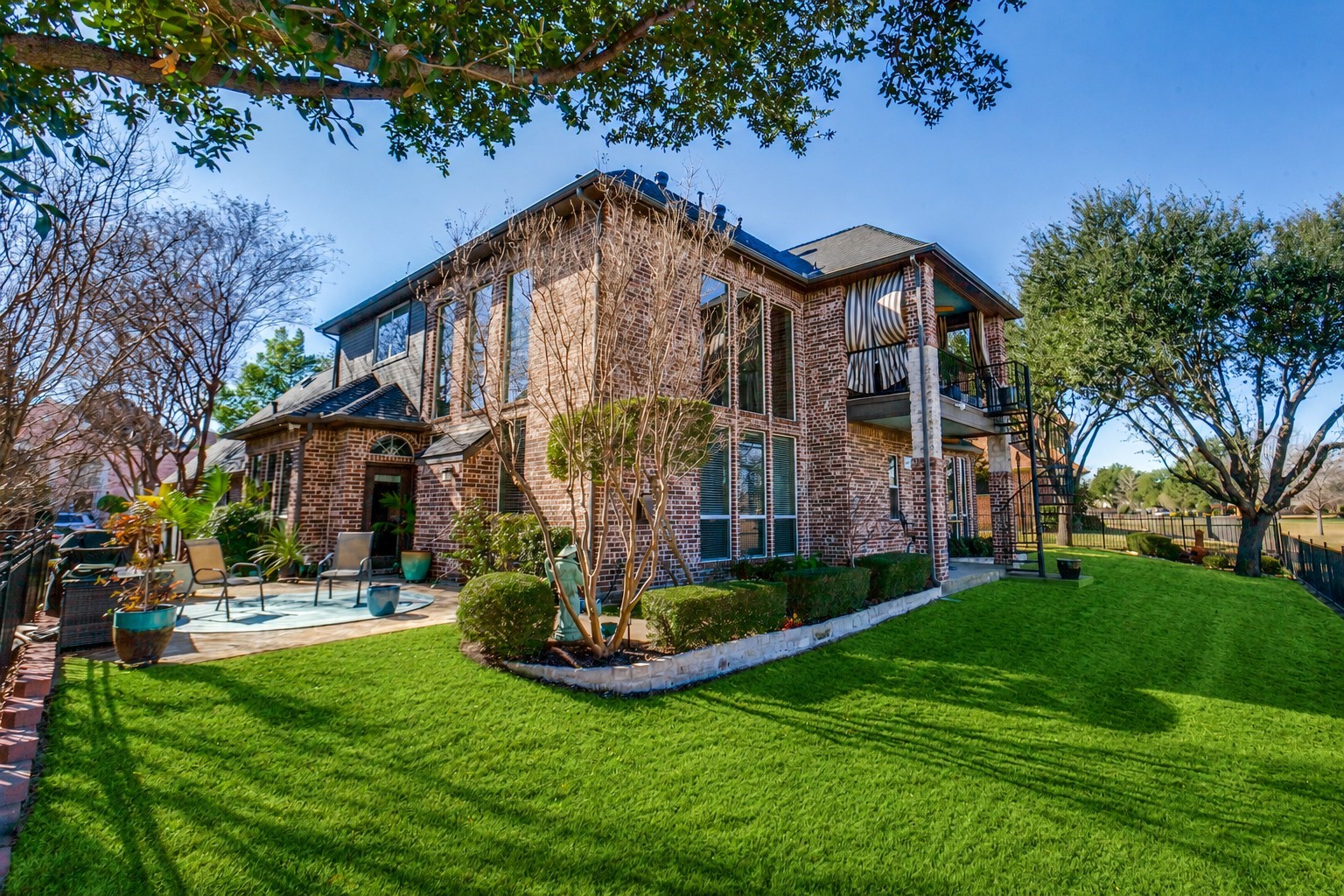 2929 Oak Point Drive Garland TX 75044