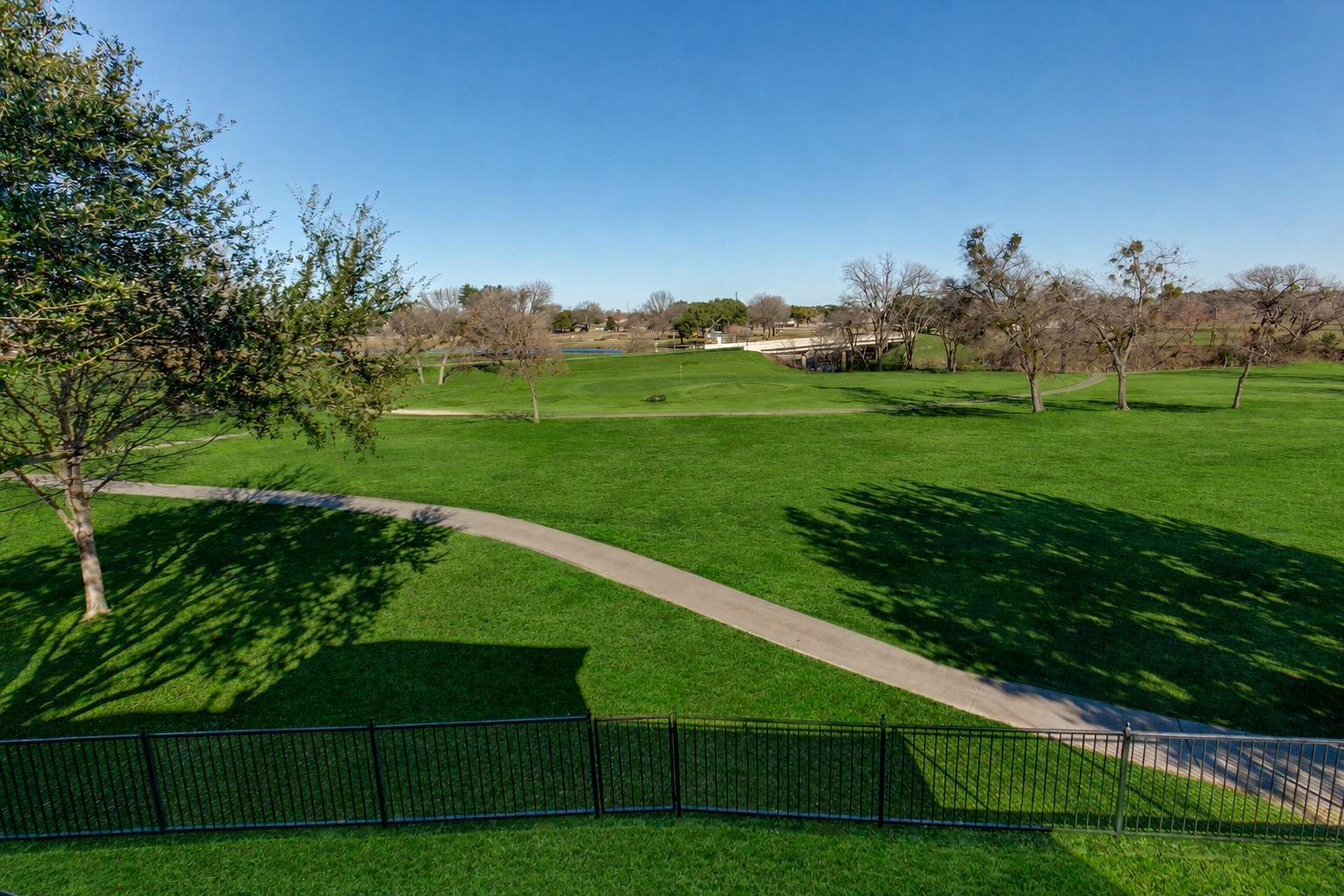 2929 Oak Point Drive Garland TX 75044