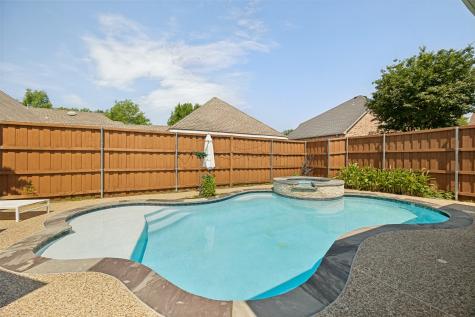 2521 Sir Tristram Lane Lewisville TX 75056