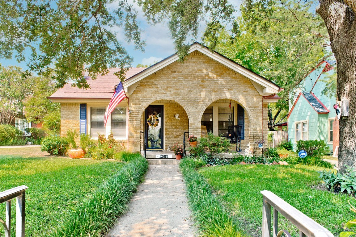 2505 Primrose Avenue Fort Worth TX 76111