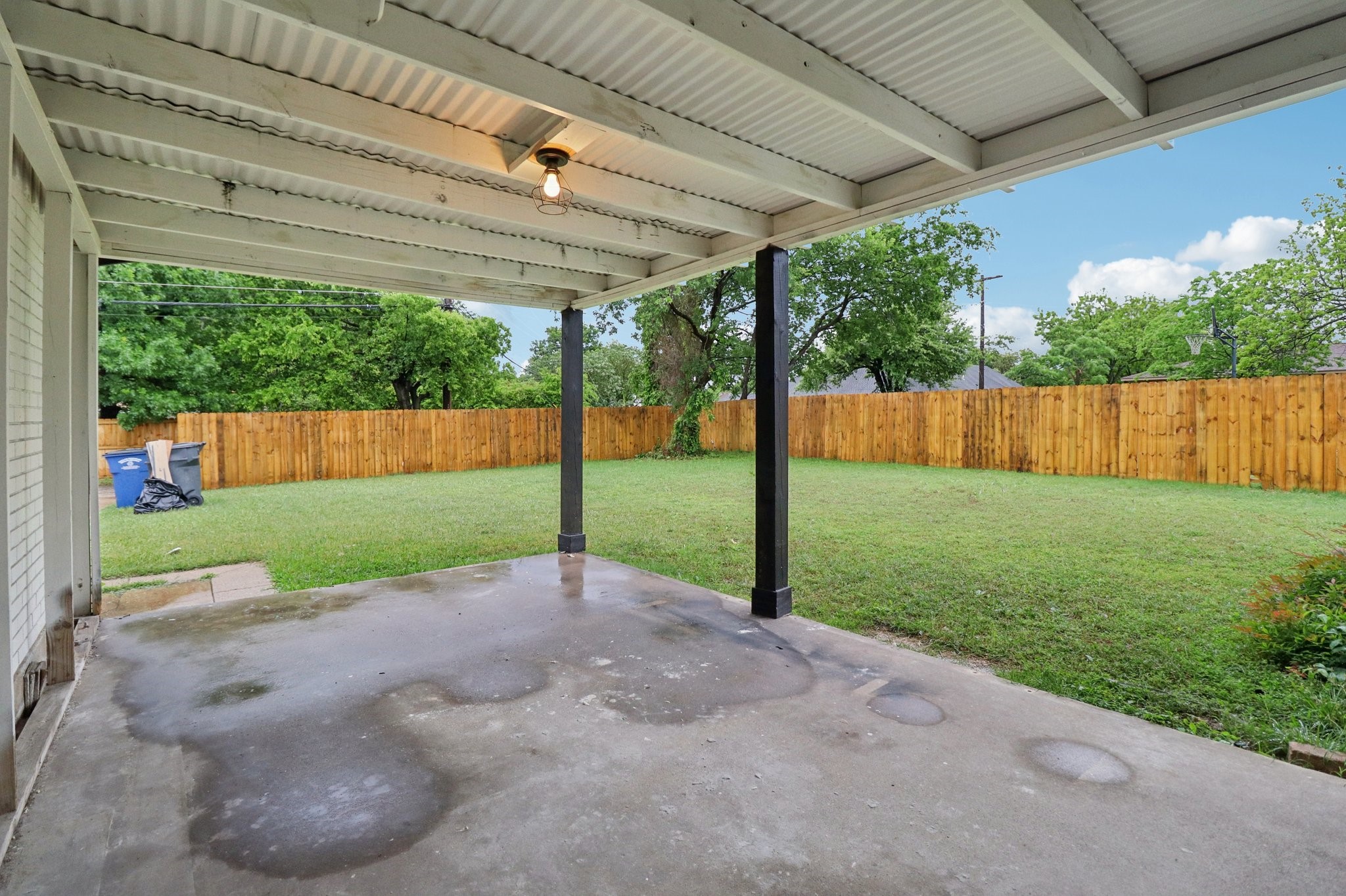 3818 Wenatche Drive Dallas TX 75233