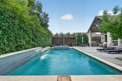 2204 Grafton Lane Mckinney TX 75071