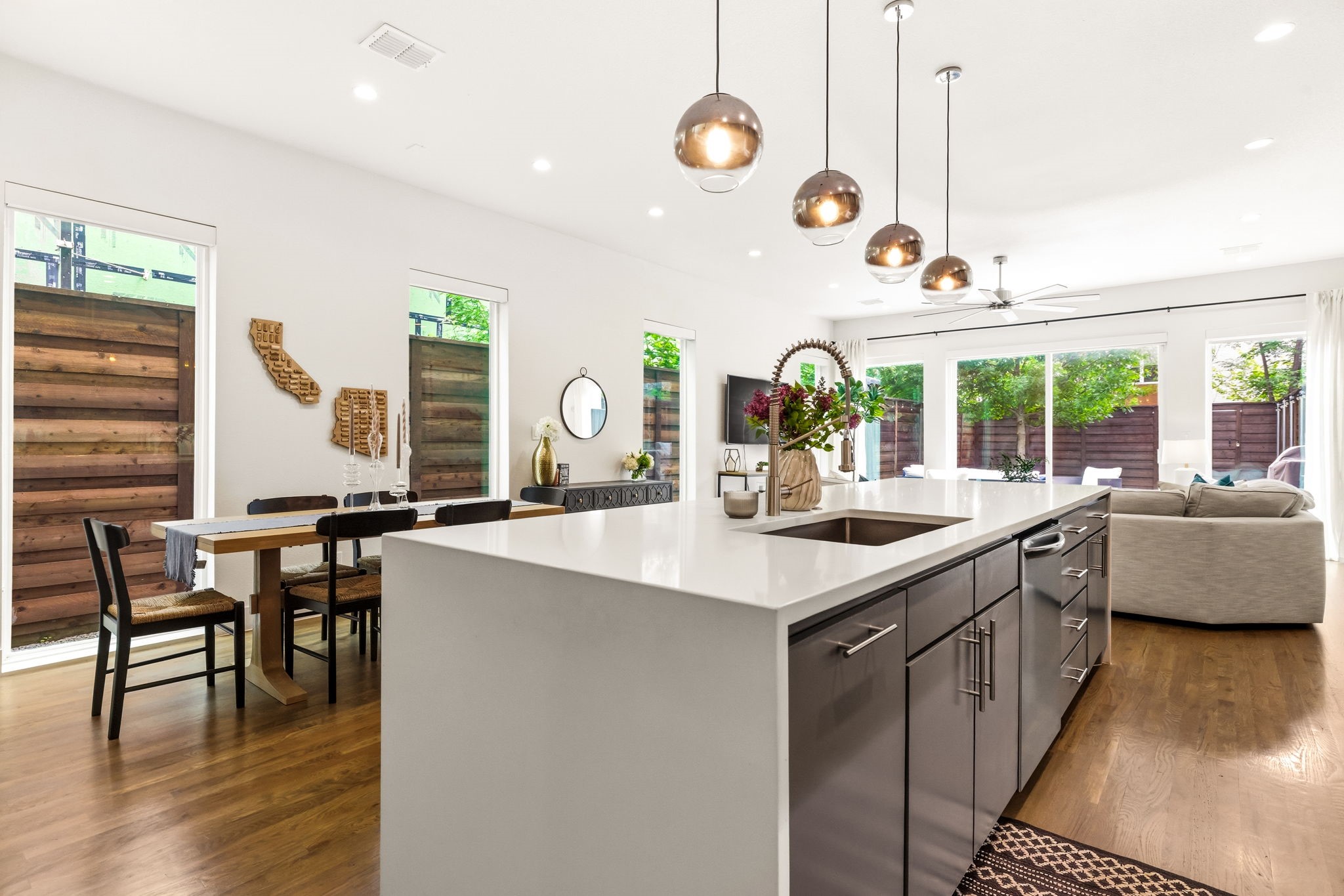 4410 Munger Avenue Dallas TX 75204