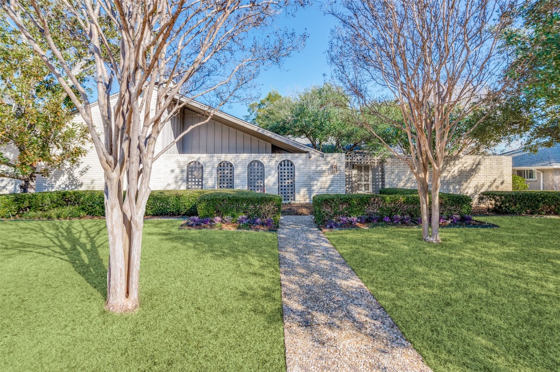 15142 Wildvine Drive Dallas TX 75248