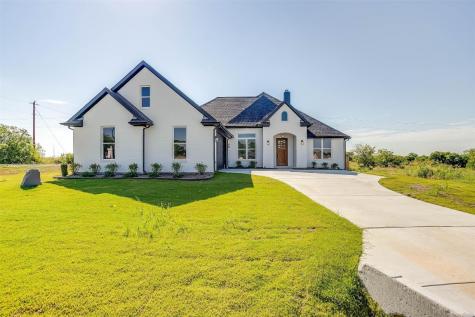 8001 Barnes Court Fort Worth TX 76126