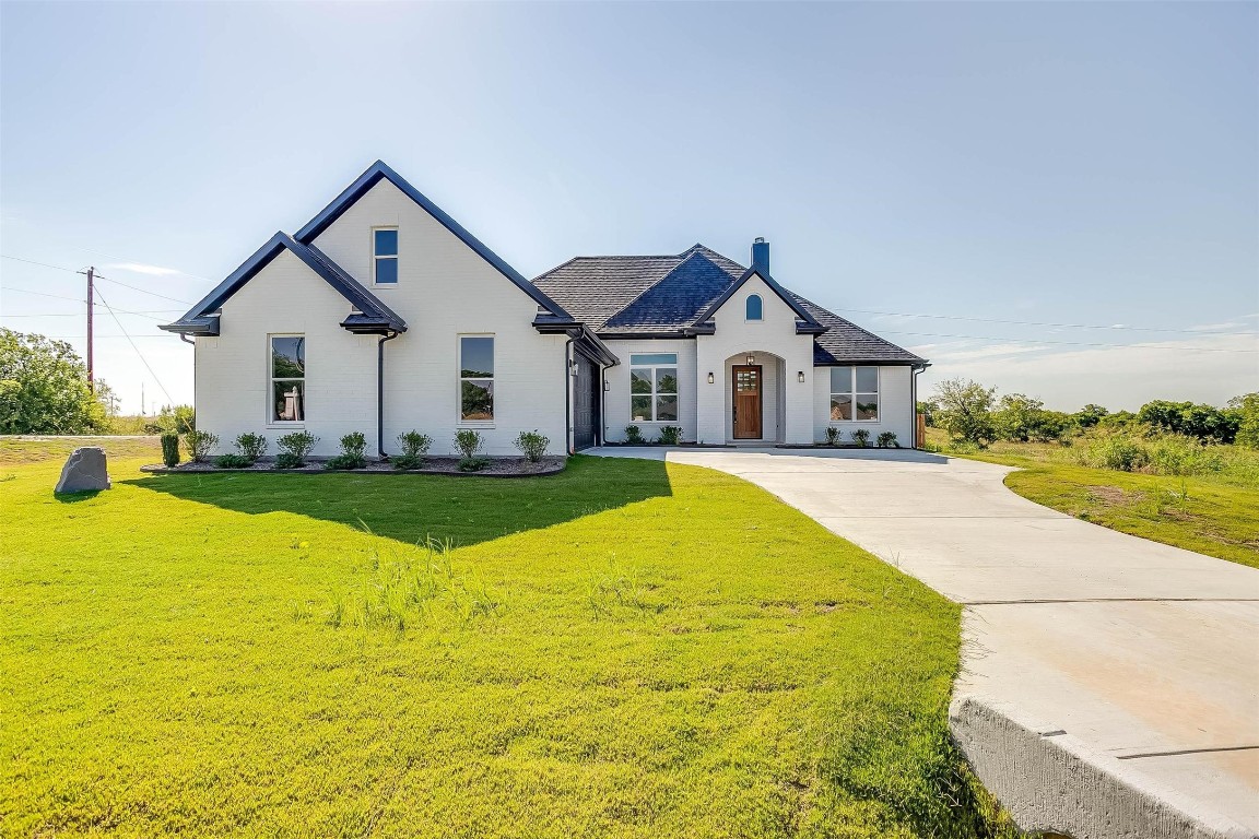 8001 Barnes Court Fort Worth TX 76126