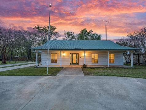 202 County Road 1558 Alba TX 75410