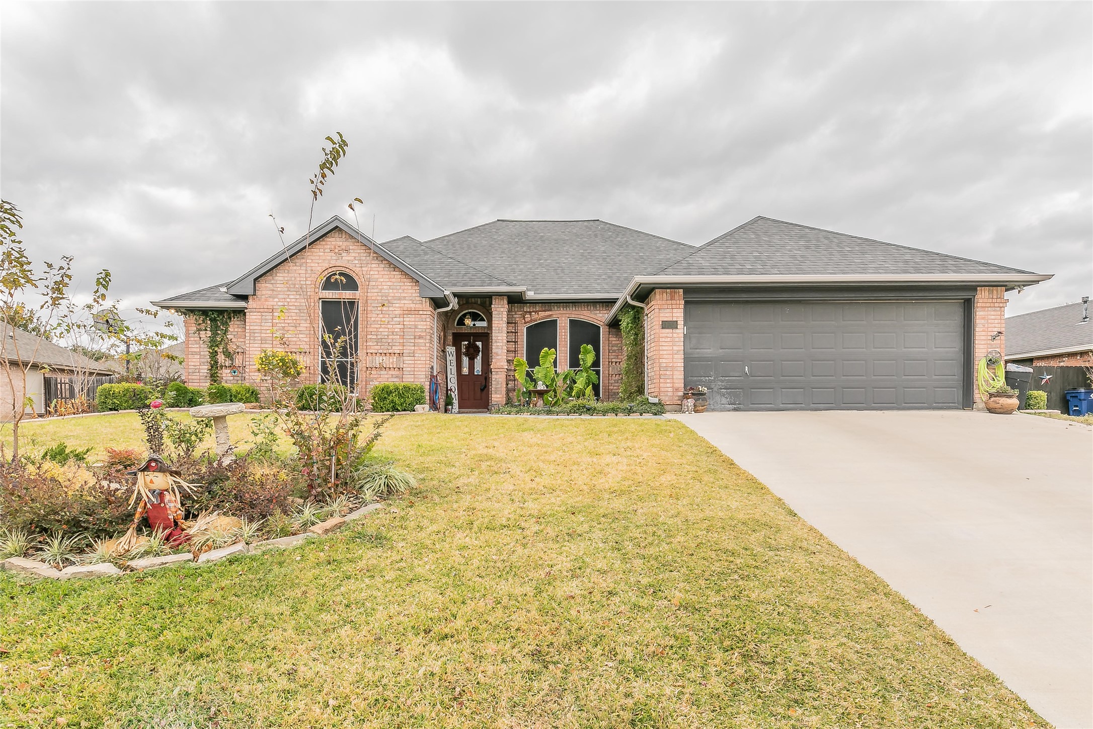 424 Shelby Drive Burleson TX 76028