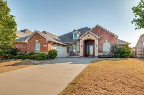 626 Saddlebrook Desoto TX 75115
