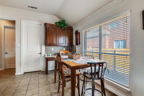 626 Saddlebrook Desoto TX 75115