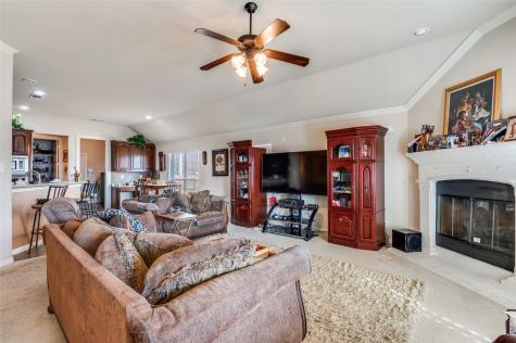 626 Saddlebrook Desoto TX 75115