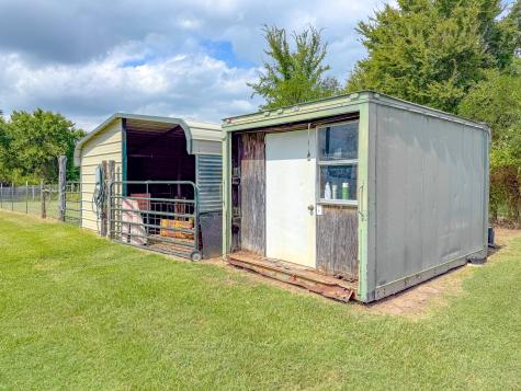 5827 SE County Road 1095 Corsicana TX 75109