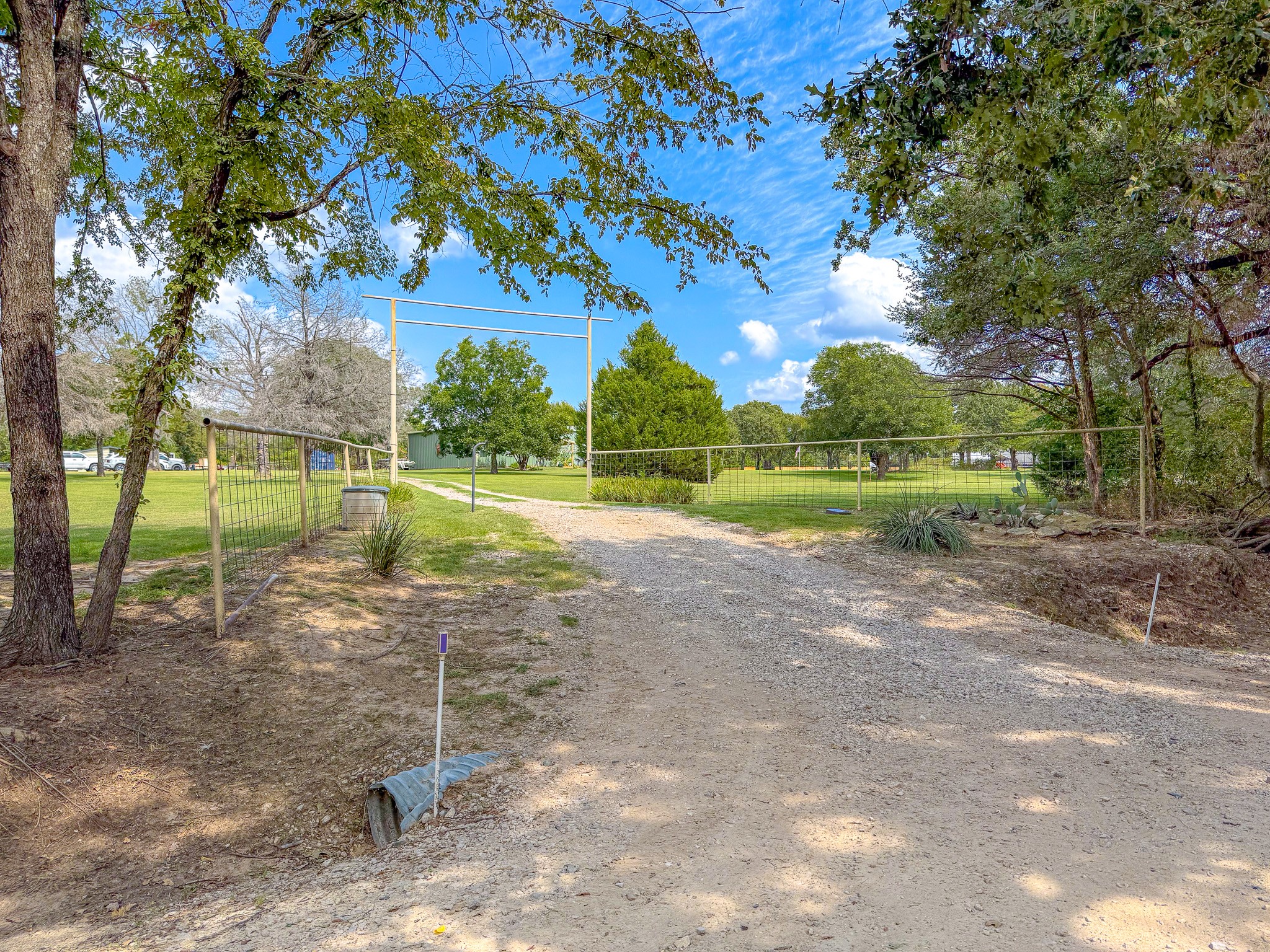 5827 SE County Road 1095 Corsicana TX 75109