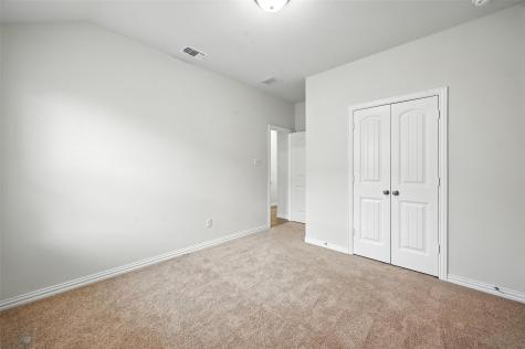 5 Pheasant Run Sanger TX 76266