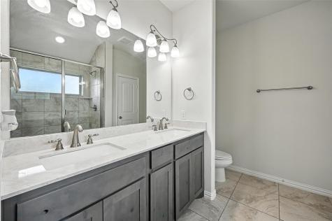 5 Pheasant Run Sanger TX 76266