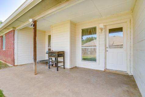 518 Lone Star Street Joshua TX 76058