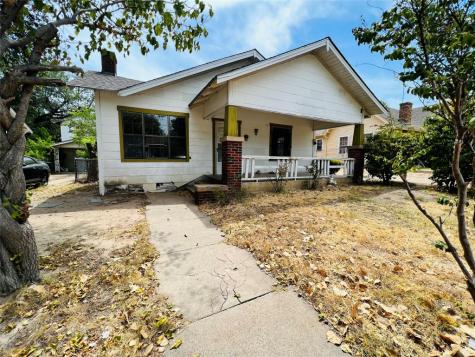 1956 Prairie Avenue Fort Worth TX 76164
