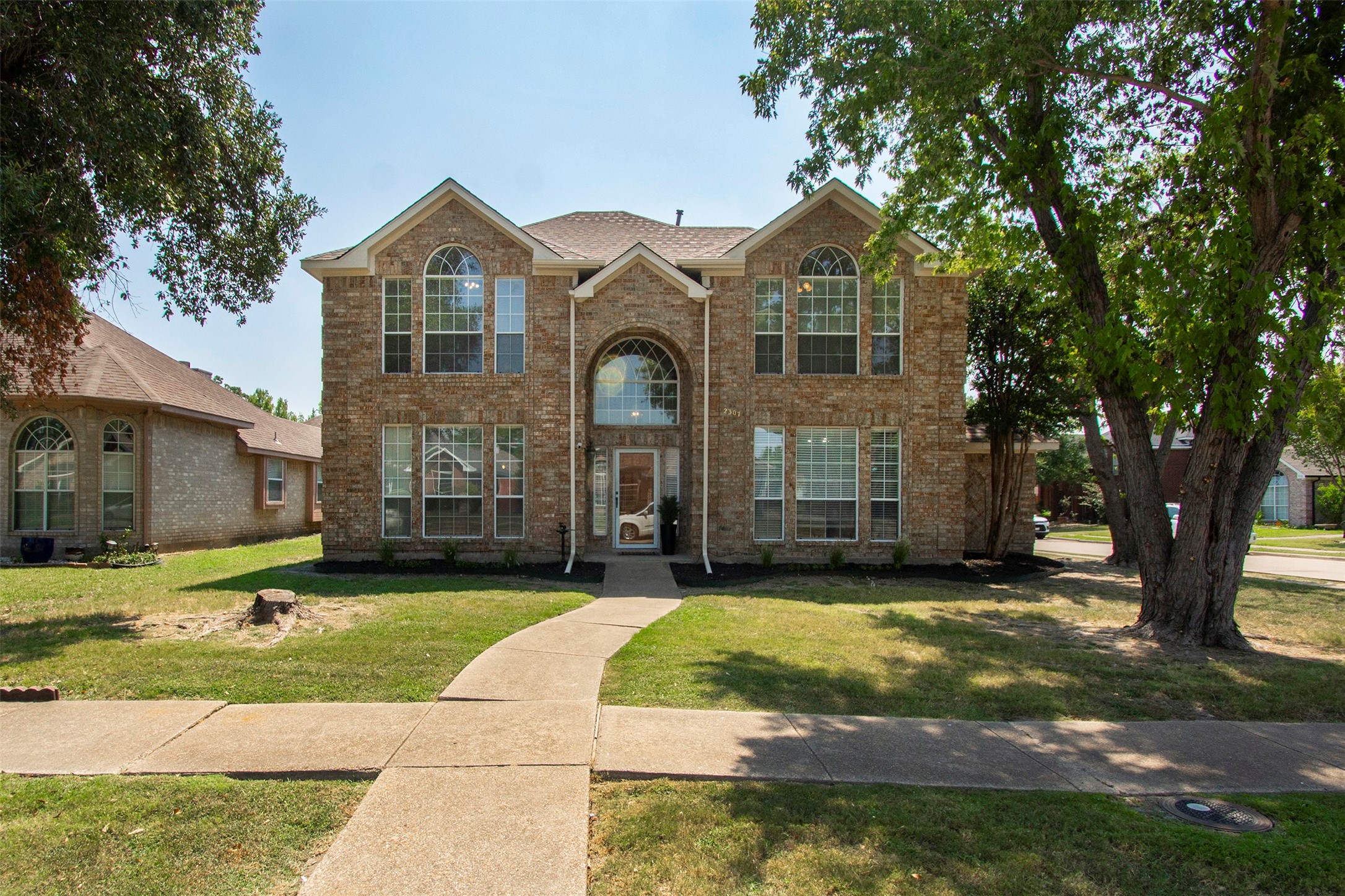 2307 Springfield Drive Mesquite TX 75181