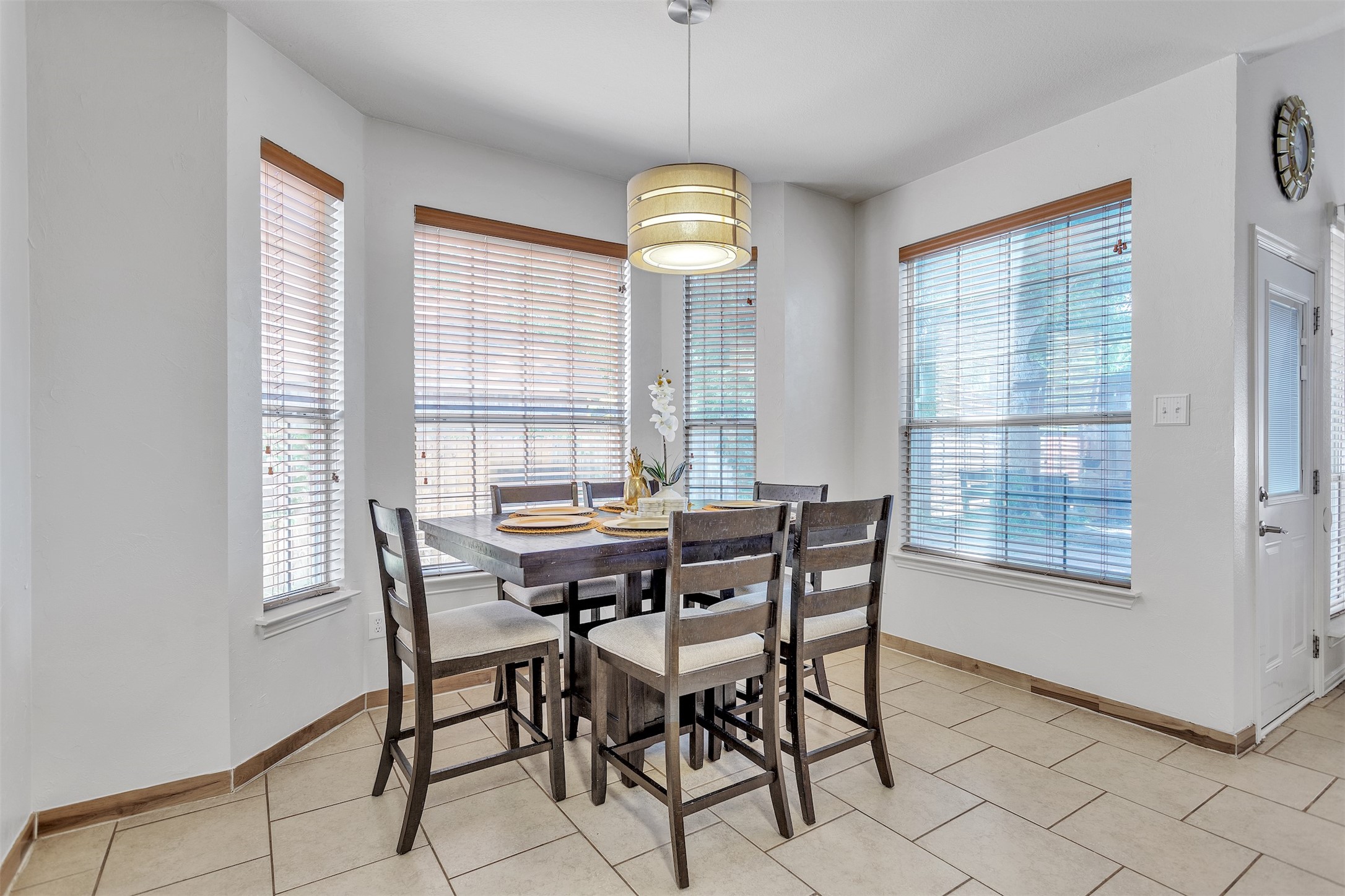 2806 Wandering Oak Drive Corinth TX 76208