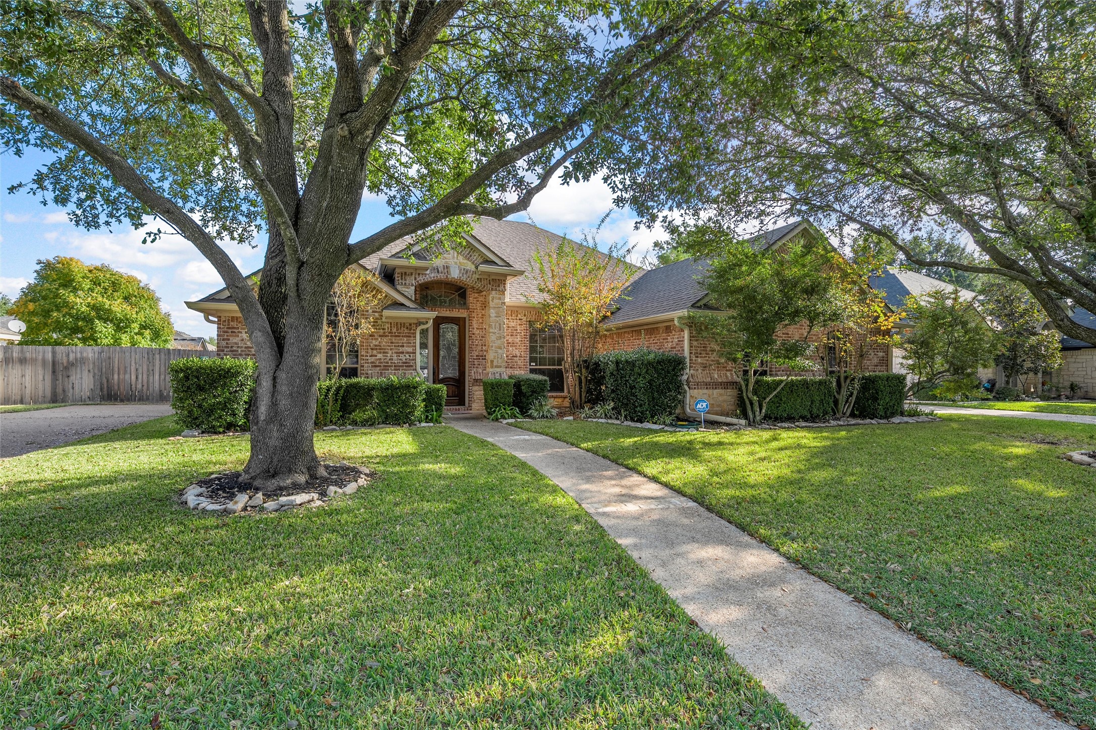 302 Canterbury Drive Waco TX 76712