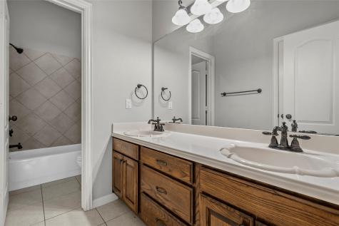 302 Canterbury Drive Waco TX 76712