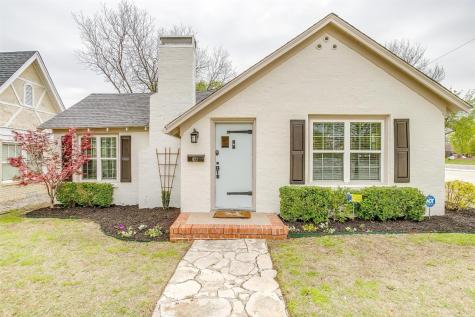 4039 El Campo Avenue Fort Worth TX 76107