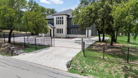 1016 Silver Creek Azle Road Azle TX 76020