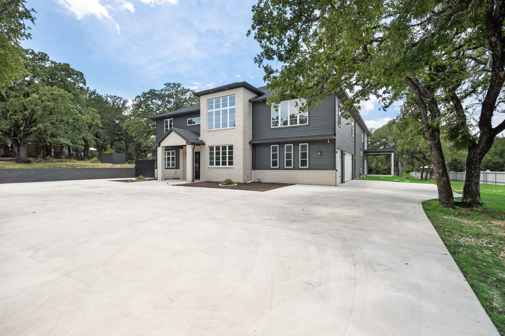 1016 Silver Creek Azle Road Azle TX 76020