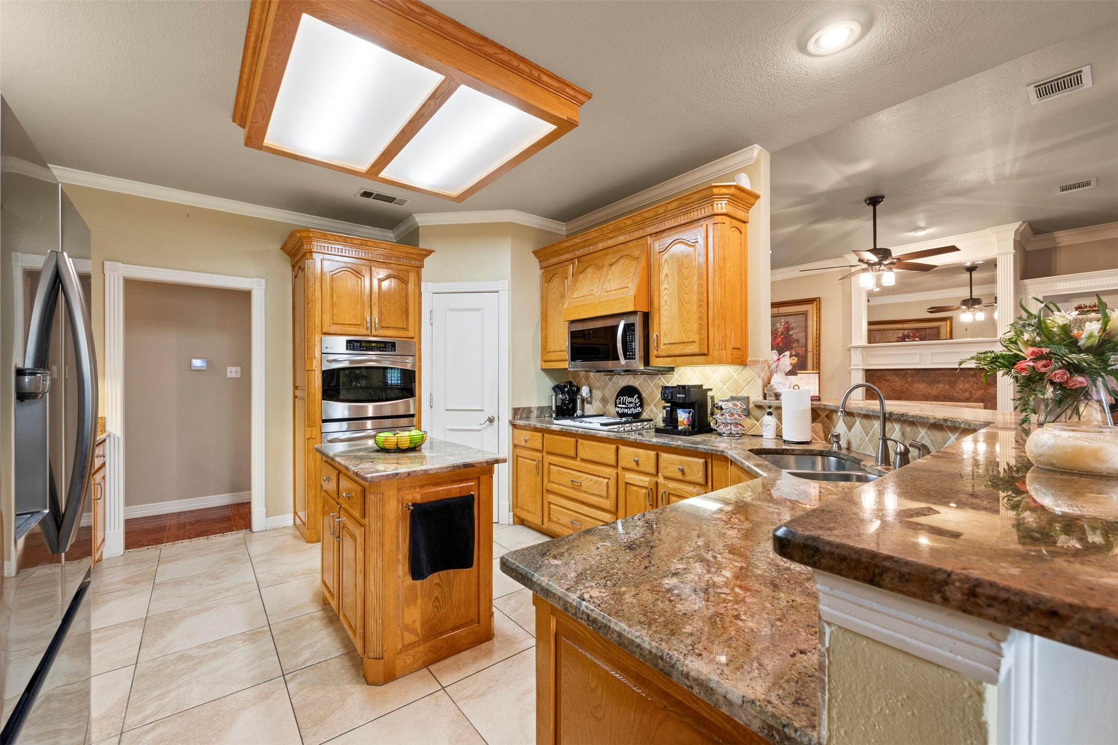 2505 Inverrary Drive Ennis TX 75119