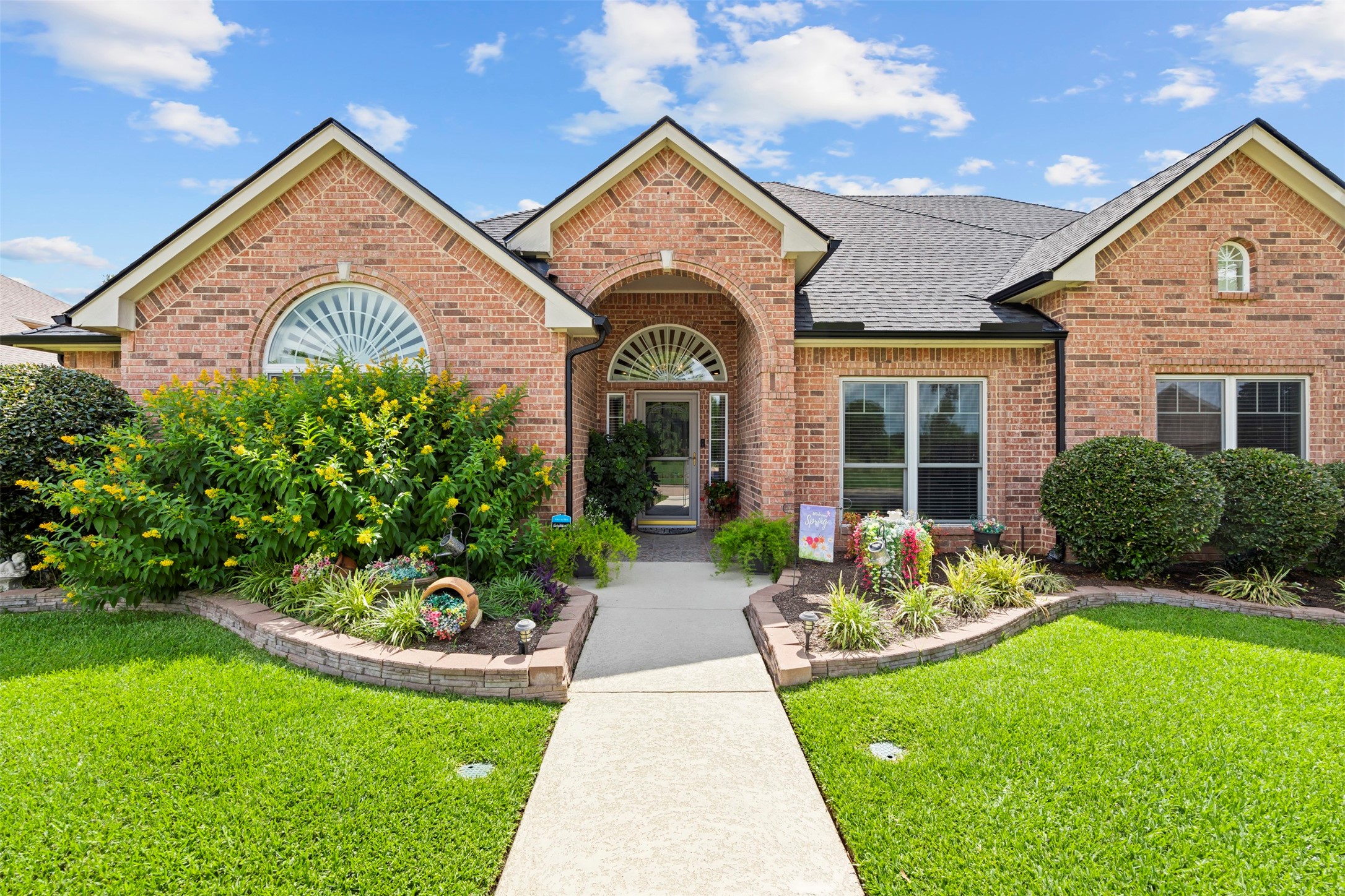 2505 Inverrary Drive Ennis TX 75119
