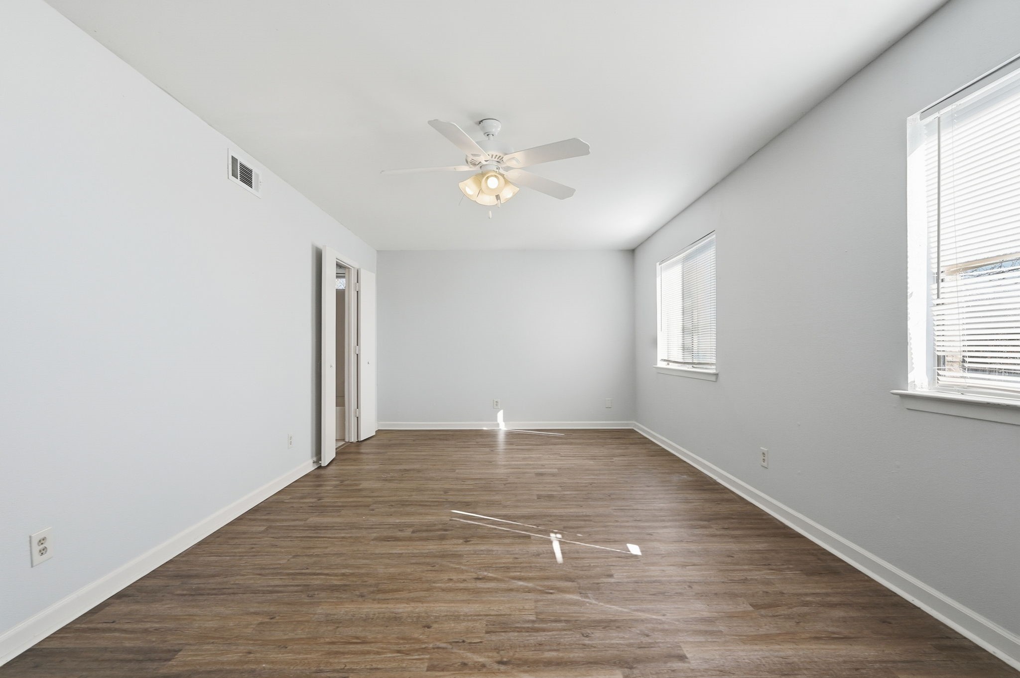 1885 Cliff View Drive Lewisville TX 75077