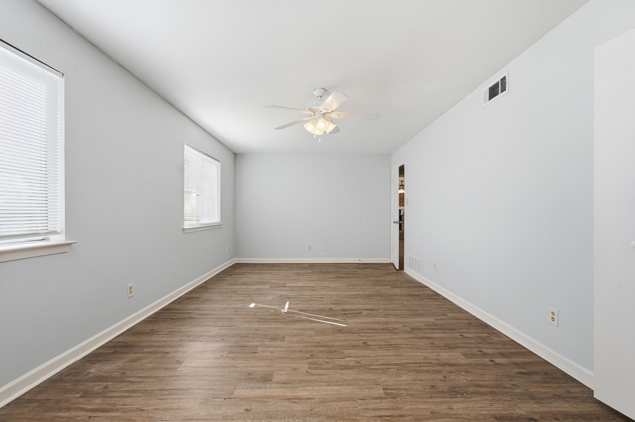 1885 Cliff View Drive Lewisville TX 75077