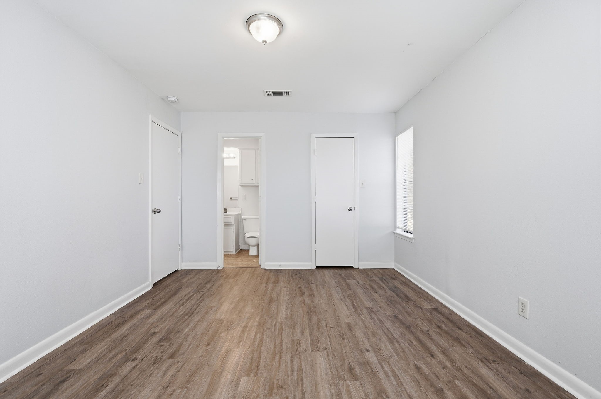 1885 Cliff View Drive Lewisville TX 75077