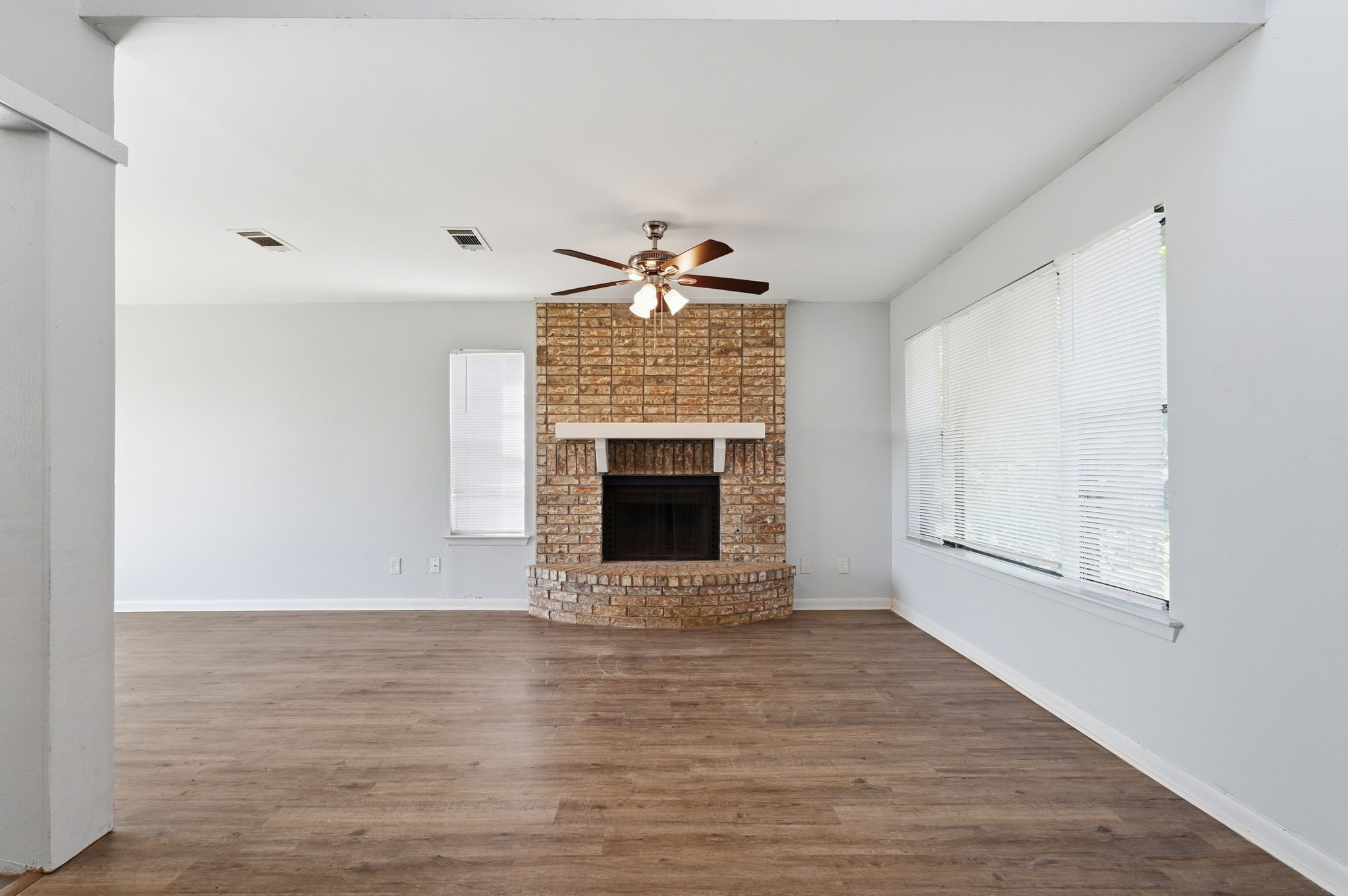 1885 Cliff View Drive Lewisville TX 75077