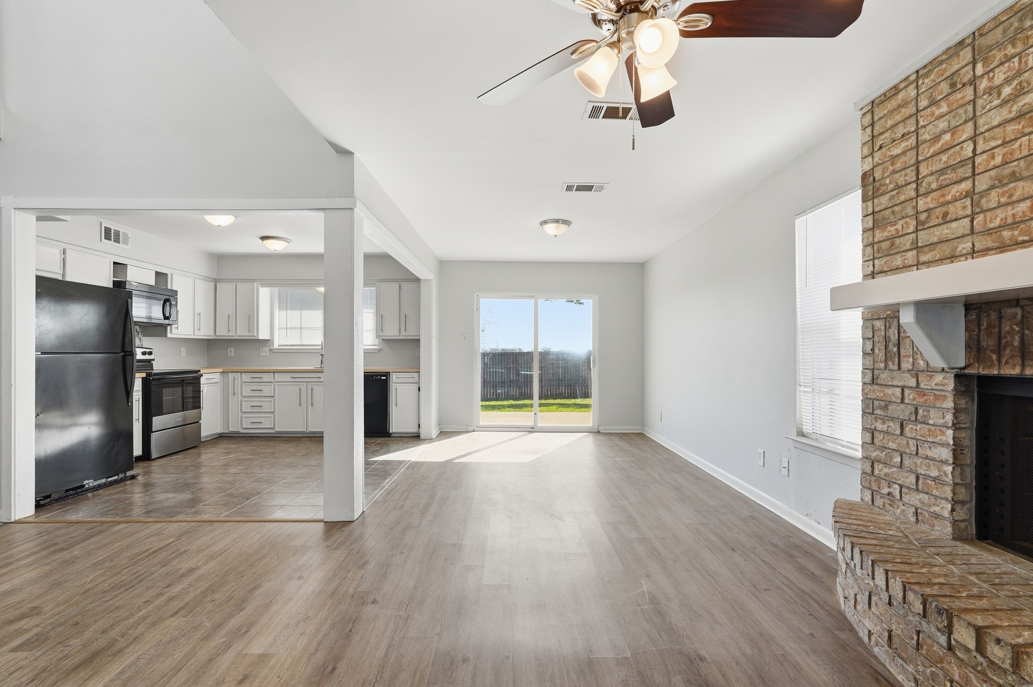 1885 Cliff View Drive Lewisville TX 75077