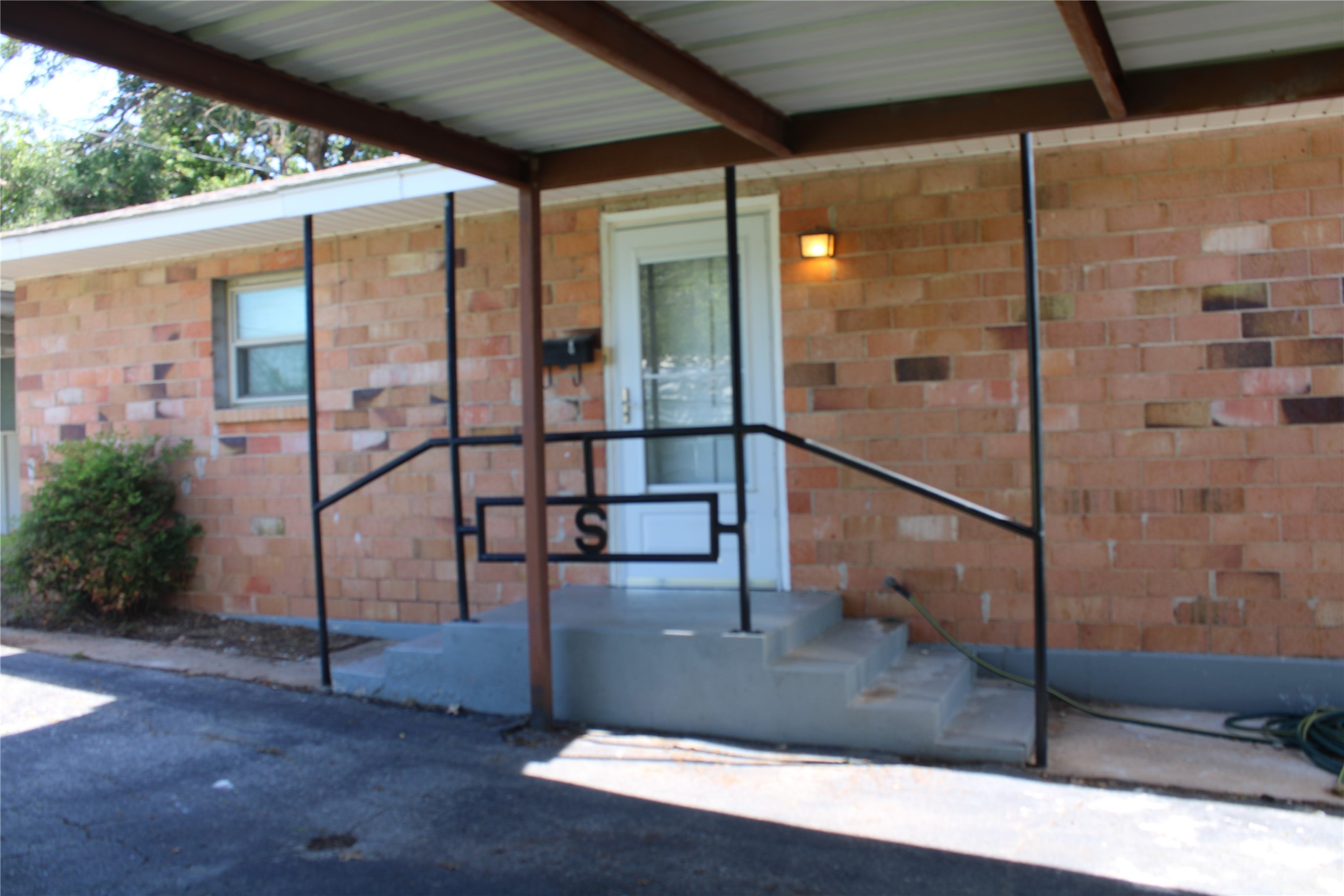 225 Avolyne Avenue Brownwood TX 76801