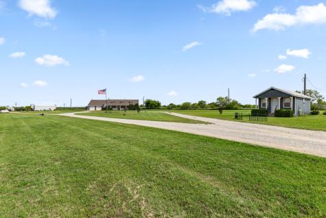 13315 Us Highway 281 Scotland TX 76379