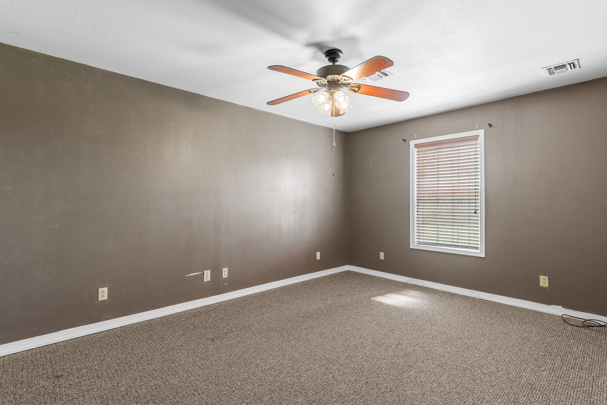 13315 Us Highway 281 Scotland TX 76379