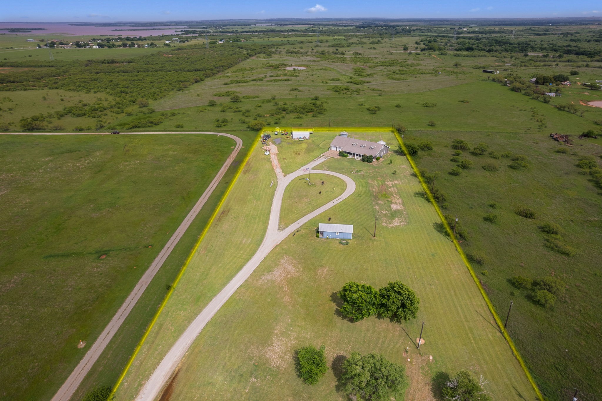 13315 Us Highway 281 Scotland TX 76379
