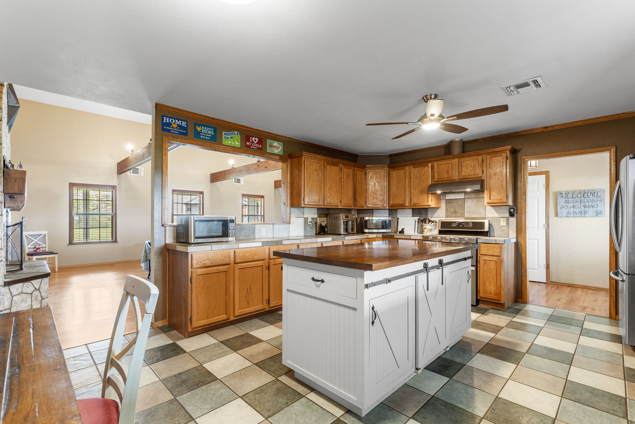 13315 Us Highway 281 Scotland TX 76379