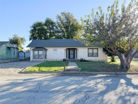 500 N River Street Seymour TX 76380