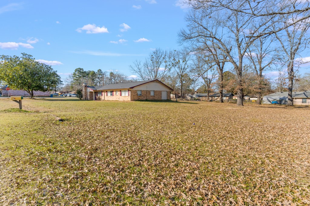 2400 Holly Street Jacksonville TX 75766