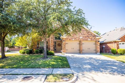 6839 Lagoon Drive Grand Prairie TX 75054